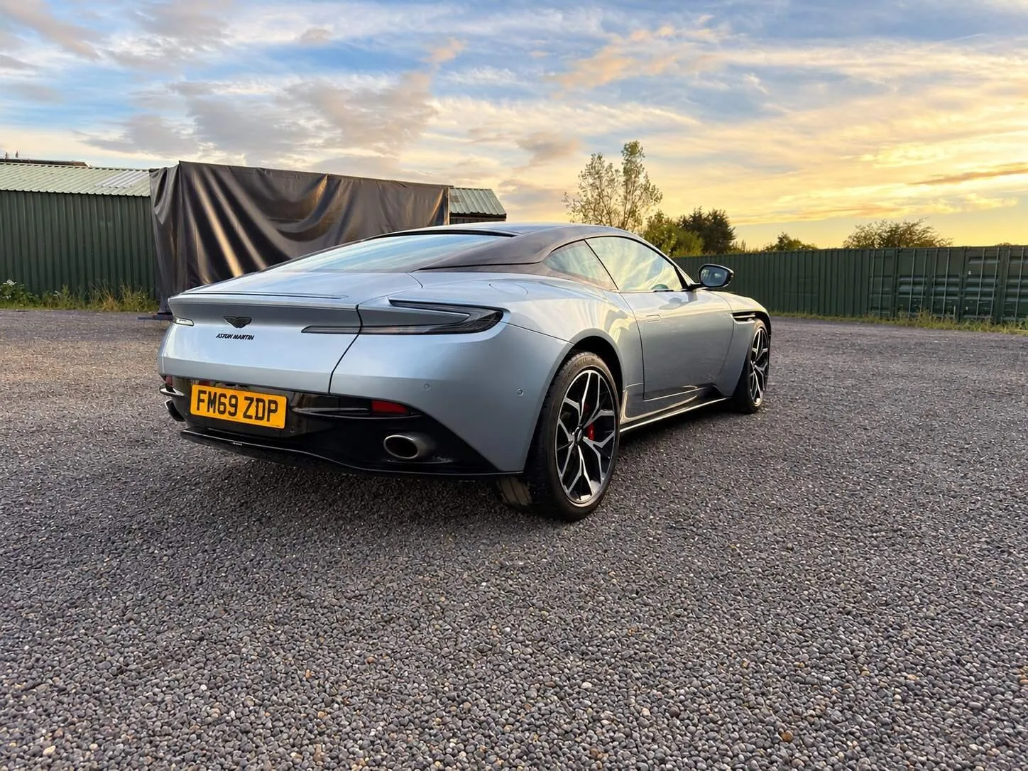 2019 Aston Martin DB11 V8 Skyfall Silver photo 4