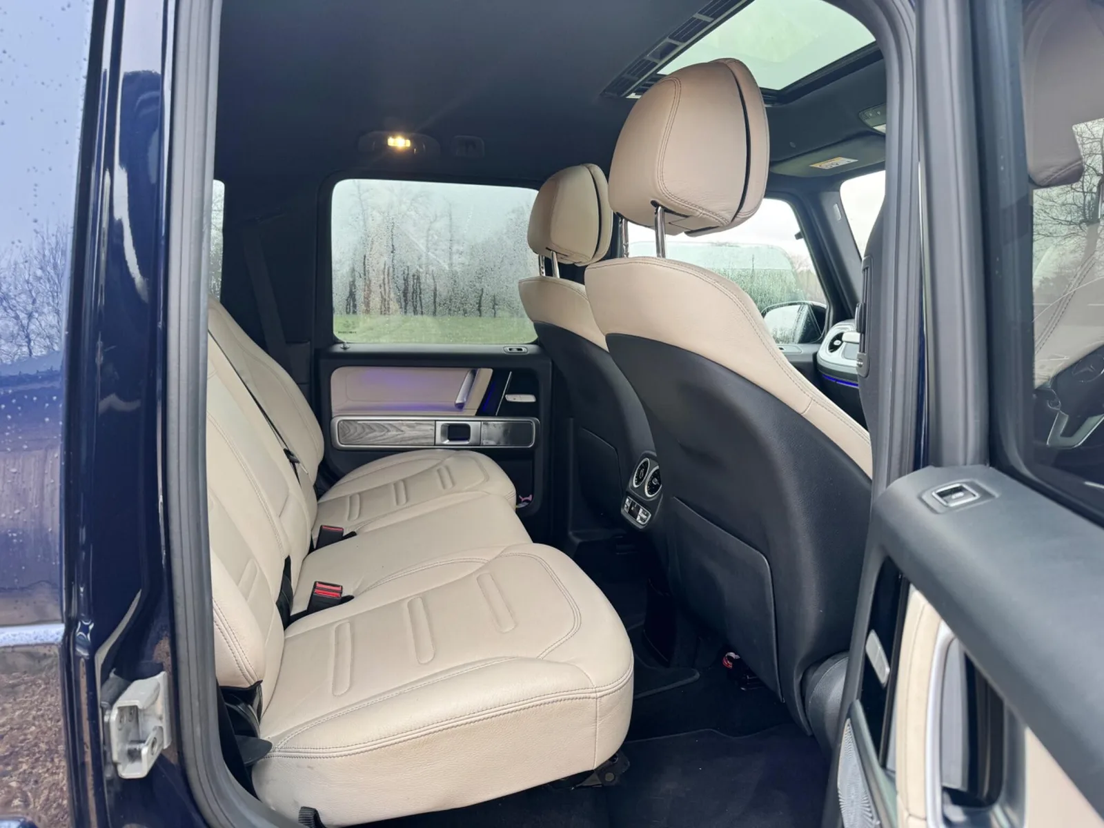 2019 Mercedes-Benz G350d AMG Line Premium photo 5