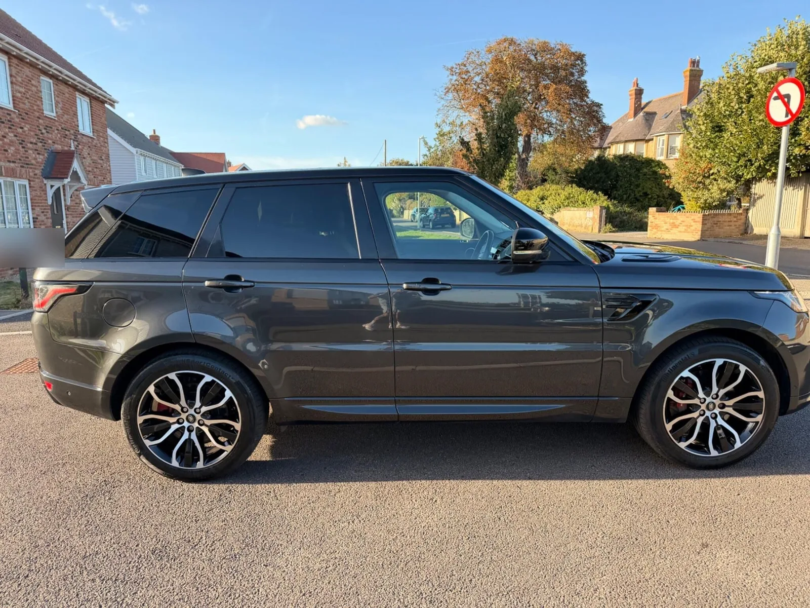 2019 Range Rover Sport P400e Autobiography Dynamic photo 4