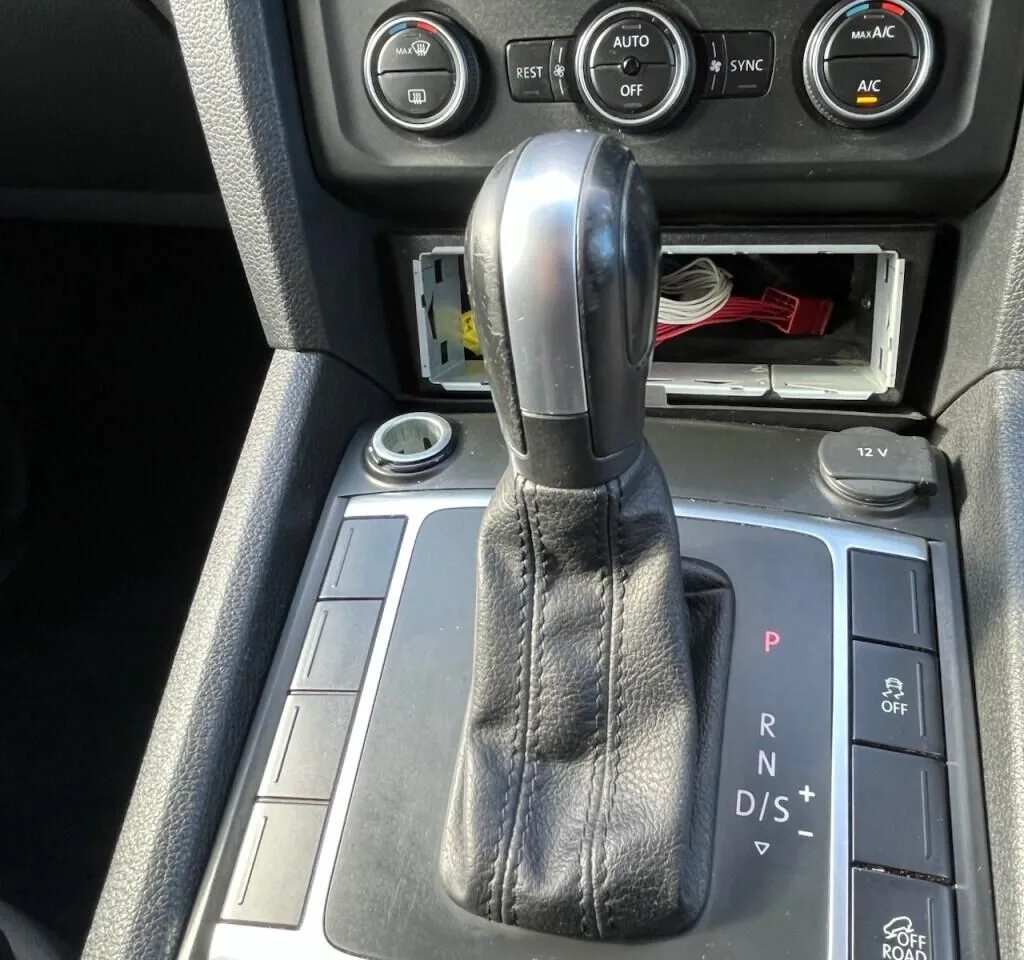 2019 Volkswagen Amarok 3.0 V6 Trendline Auto Blue photo 4