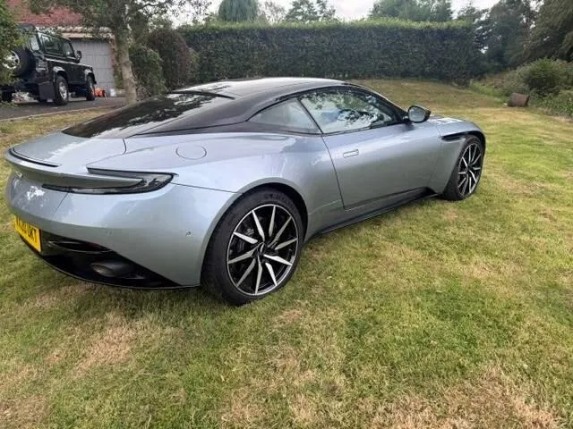 2020 Aston Martin DB11 V8 Skyfall Silver photo 5