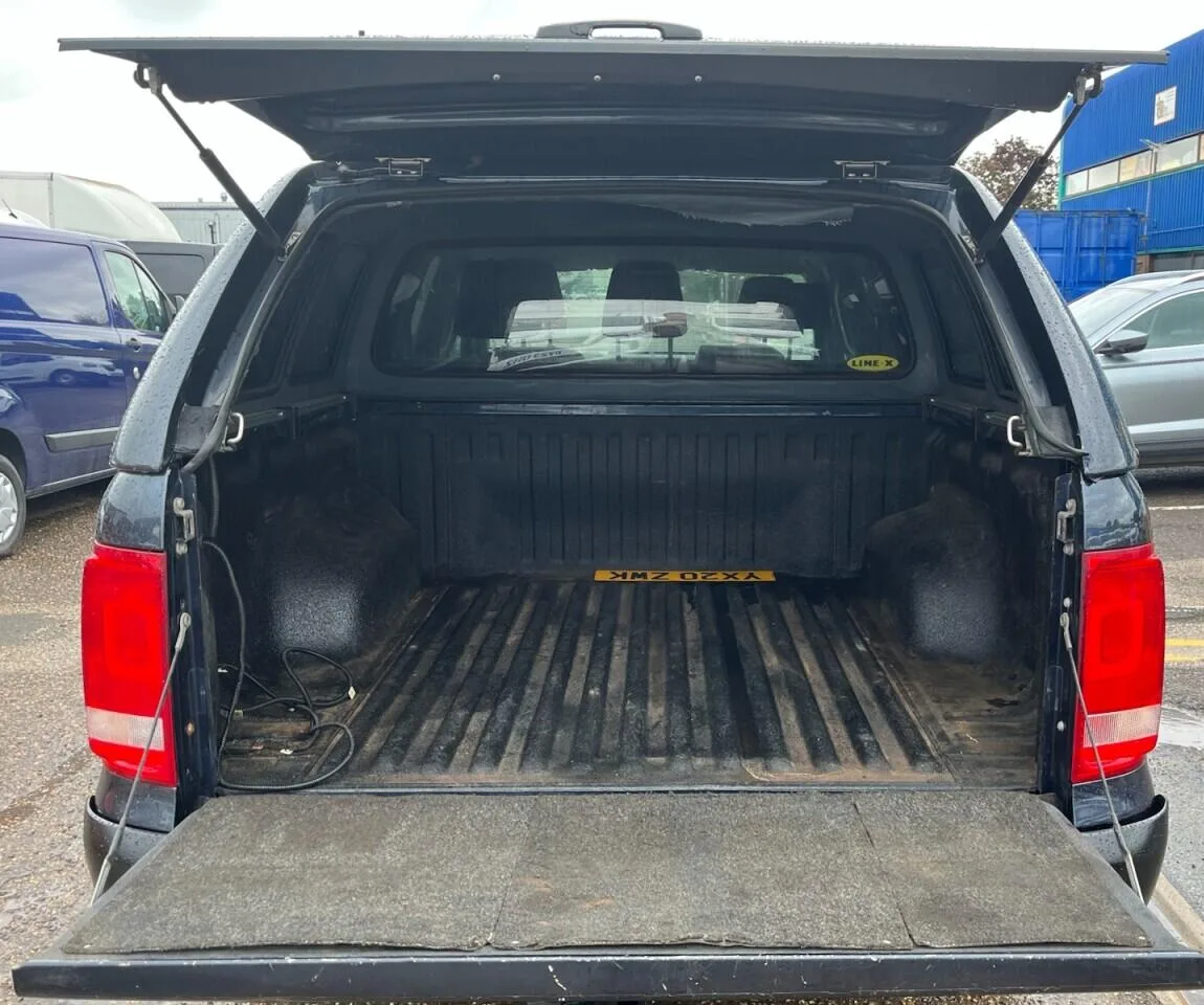 2020 Volkswagen Amarok 3.0 V6 Trendline Auto Blue photo 4