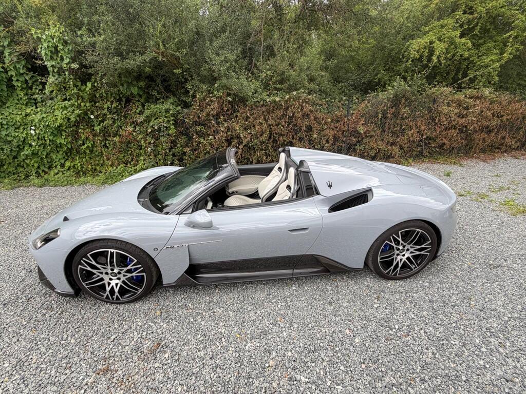 2023 Maserati MC20 Cielo photo 2
